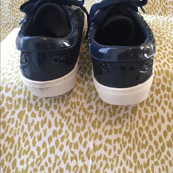 Navy glitter fish head sneakers - Picture 4 of 8